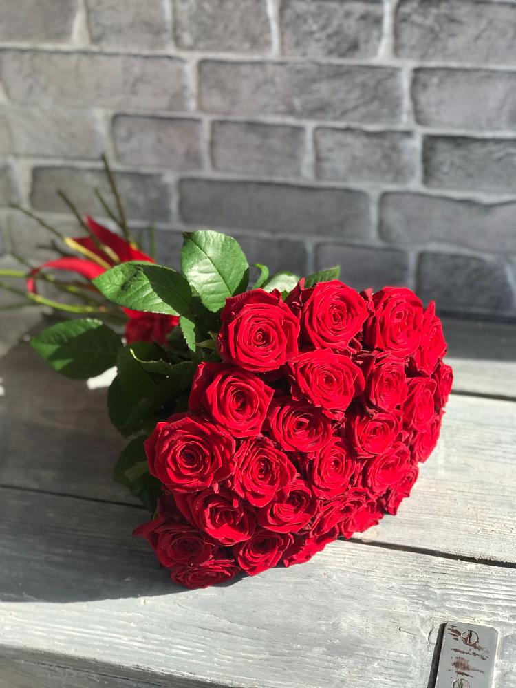 Букет Красные розы Фридом в Бугуруслане