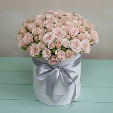 Цветочная композиция из Розы в шляпной коробке в Бугуруслане