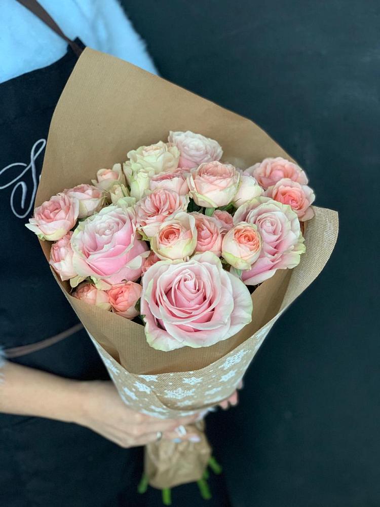 Букет цветов из: Хризантемы и Розы в Бугуруслане