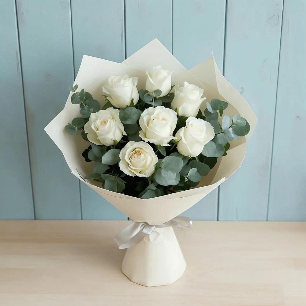Букет Белые розы в Эвкалипте в Бугуруслане