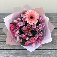 Букет цветов из:  Розы, Герберы и Хризантемы в Бугуруслане