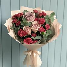 Букет цветов из:  Гвоздики и Розы в Бугуруслане