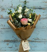 Букет цветов из:  Розы и Лизиантусы в Бугуруслане